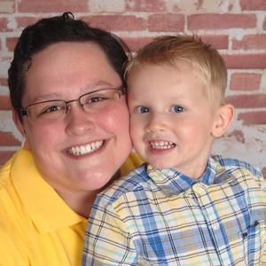 Meet your Posher, Lacey