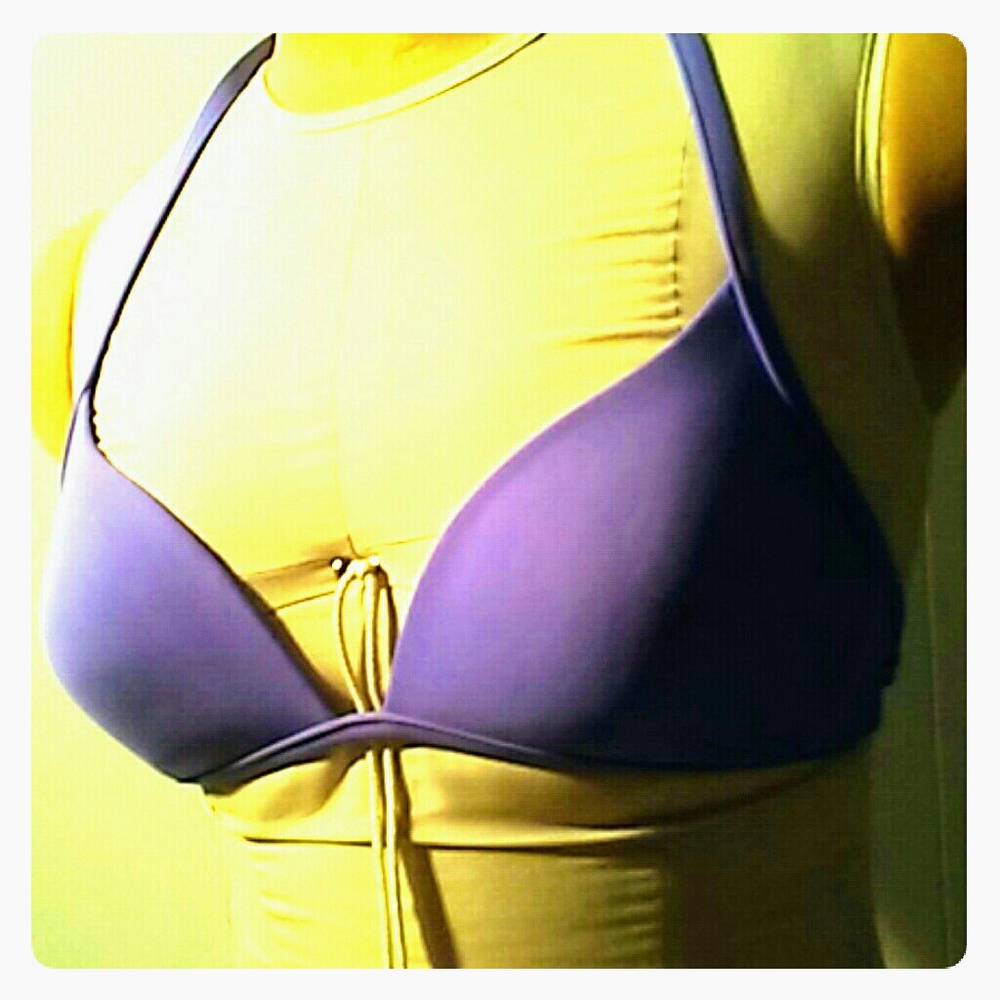 Victoria's Secret bikini 34c - Picture 2 of 7