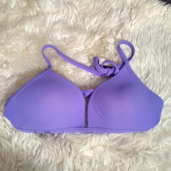 Victoria's Secret bikini 34c - Picture 3 of 7