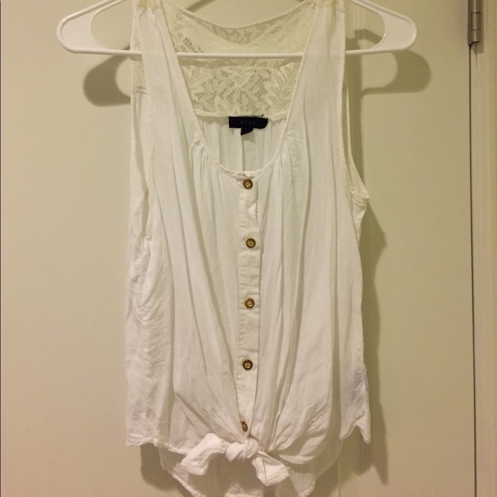 White tank-top blouse with lace detailing