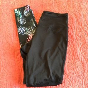 The Warmup Pineapple Printed Mesh Panel Leggings