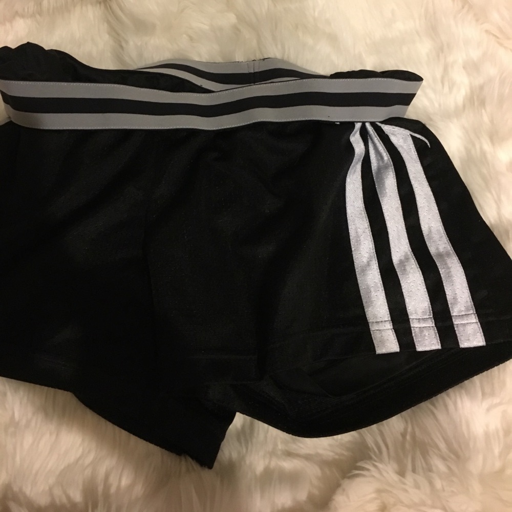 Shorts - Picture 4 of 4