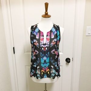 NWOT multi-color print high low sleeveless top - S