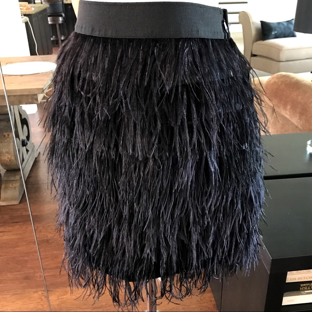 ❤️SOLD❤️NWT SUGARLIPS Ostrich feather skirt - Picture 7 of 8