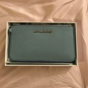 Michael Kors Jet Set Wristlet