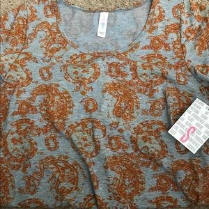 Lularoe Small Classic T!!!