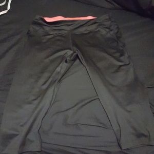 Yoga/active capris