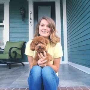 Meet your Posher, Caroline