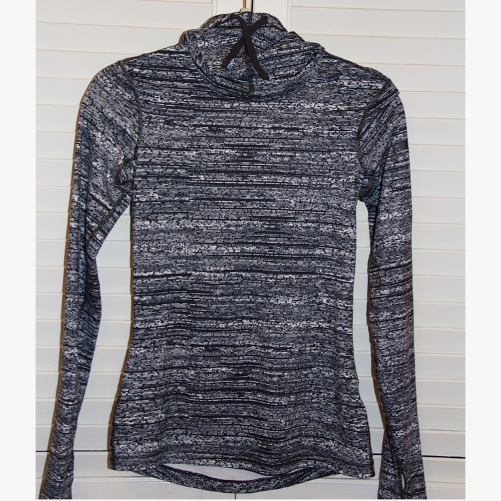 Nike hyperwarm hoodie