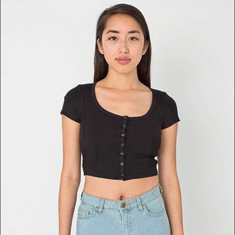 Rib Button Crop Top