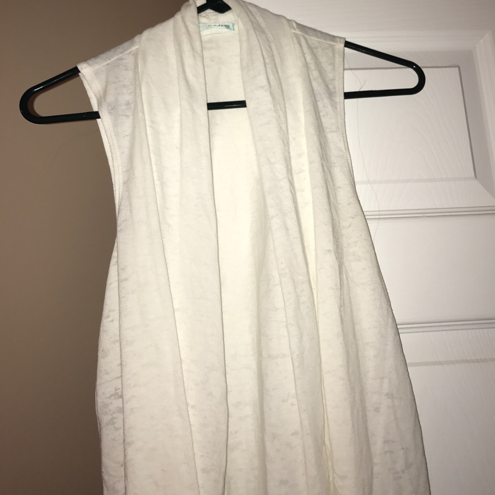 Sleeveless Drape Cardigan
