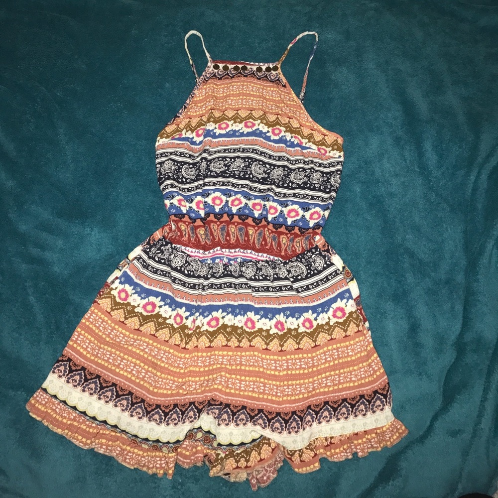 AE Romper for the summer. Very stylish 💥✨