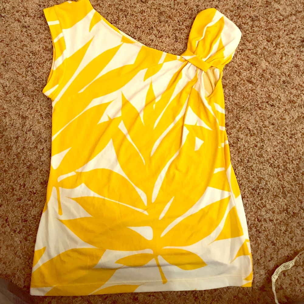 Banana republic Marigold leaf top medium