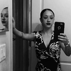 Meet your Posher, Lacey