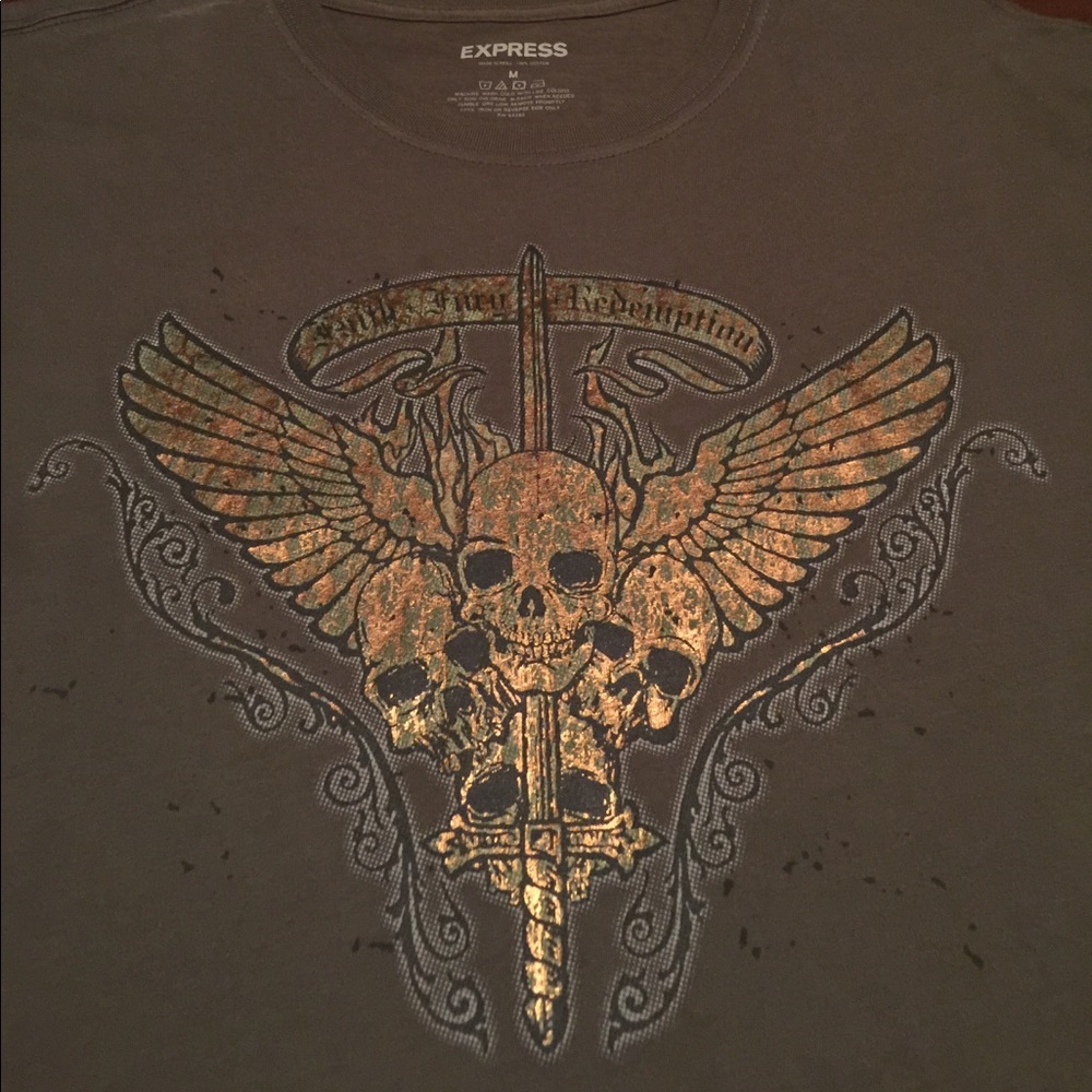 T-shirt  by express