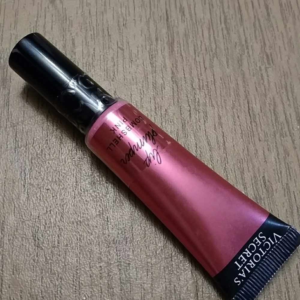 NEW Victoria's Secret Lip Plumper Bombshell Pink