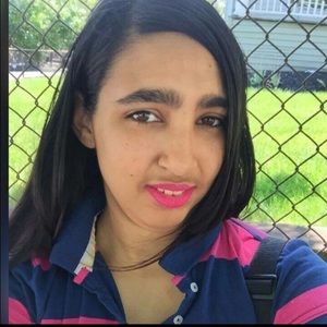 Meet your Posher, Nidia