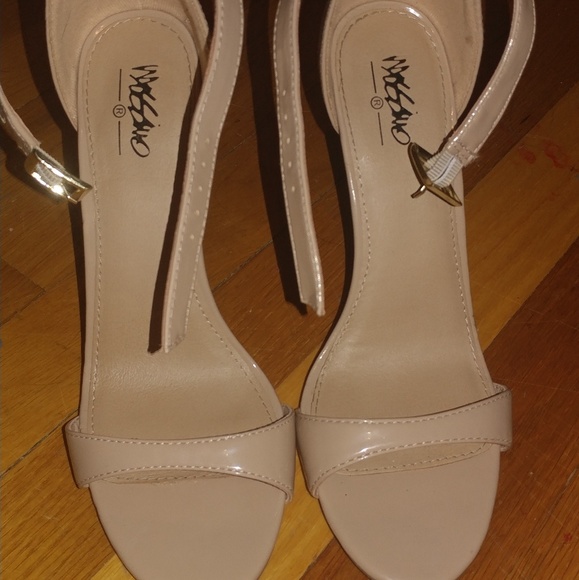 Mossio heels - Picture 1 of 3