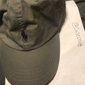 Large fitting polo hat