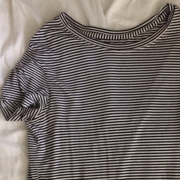 Cute Striped American Eagle Tee! :) - Picture 1 of 3