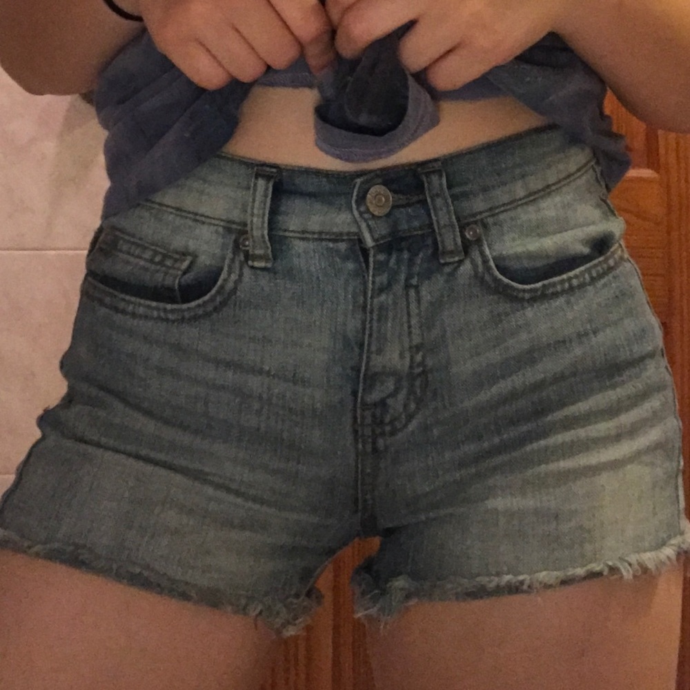 mid-rise jean shorts