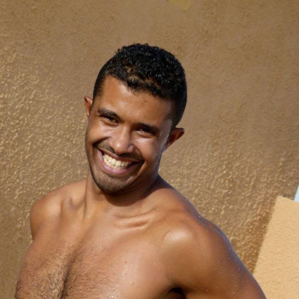 Meet your Posher, Amine