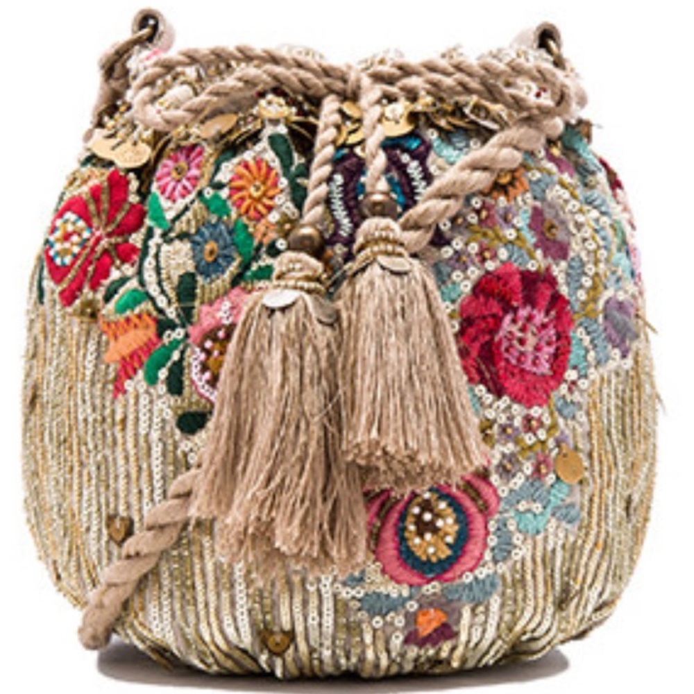 Star mela pinki pouch tote over the shoulder