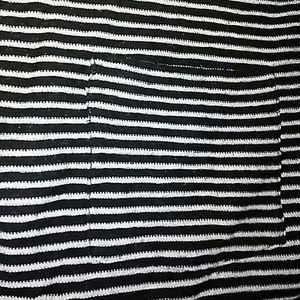 Black and white cropped long sleeve tee