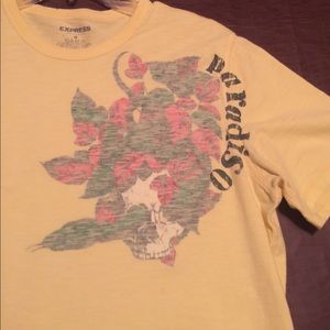 T-shirt by express