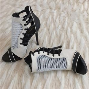 White and black mesh sporty booties