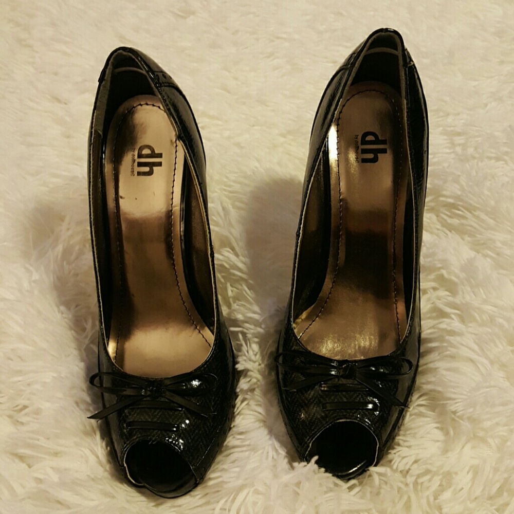 Dollhouse Black&gray Patent Leather Peep toe heels