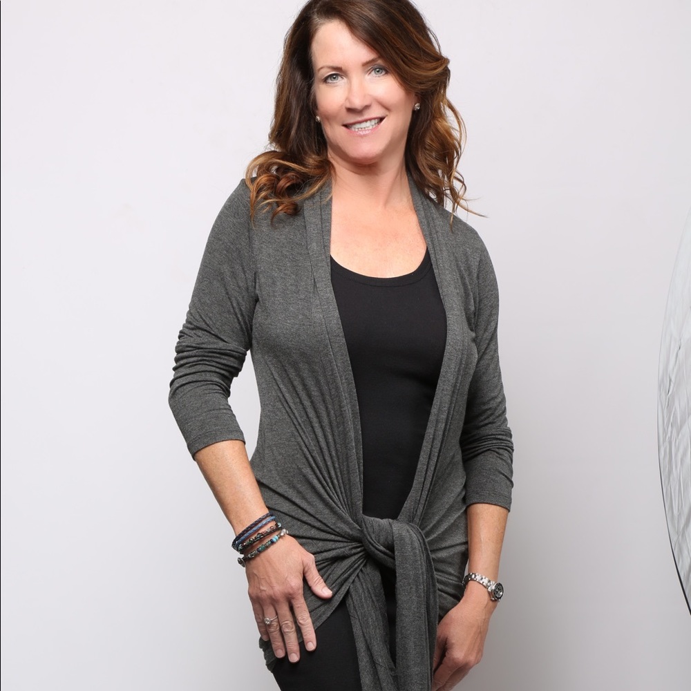 Shibue Cardigan in Charcoal