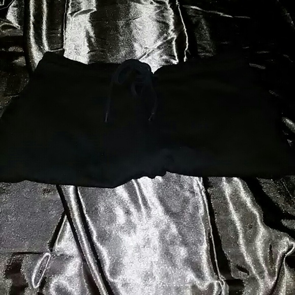 Black sweatpants - Picture 2 of 3