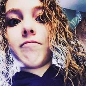 Meet your Posher, Kandiace