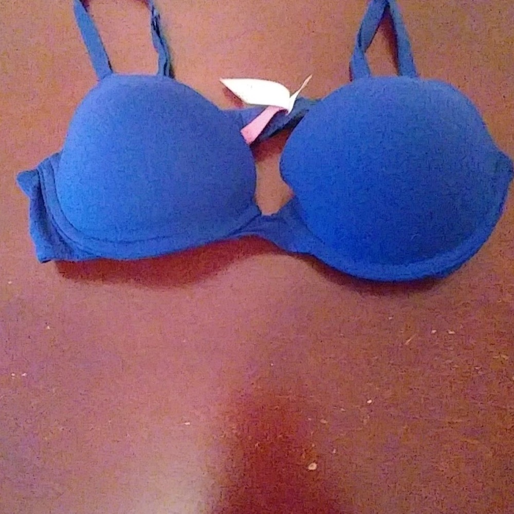 Blue VS bra