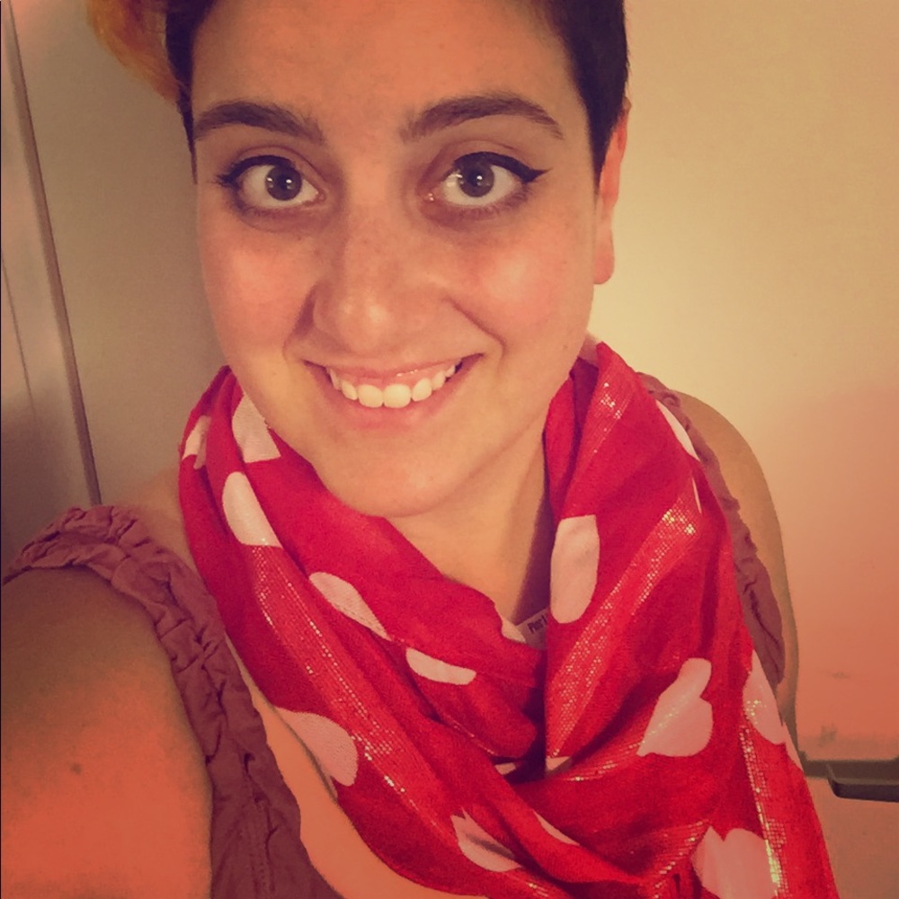 NWOT Valentine's Heart Scarf