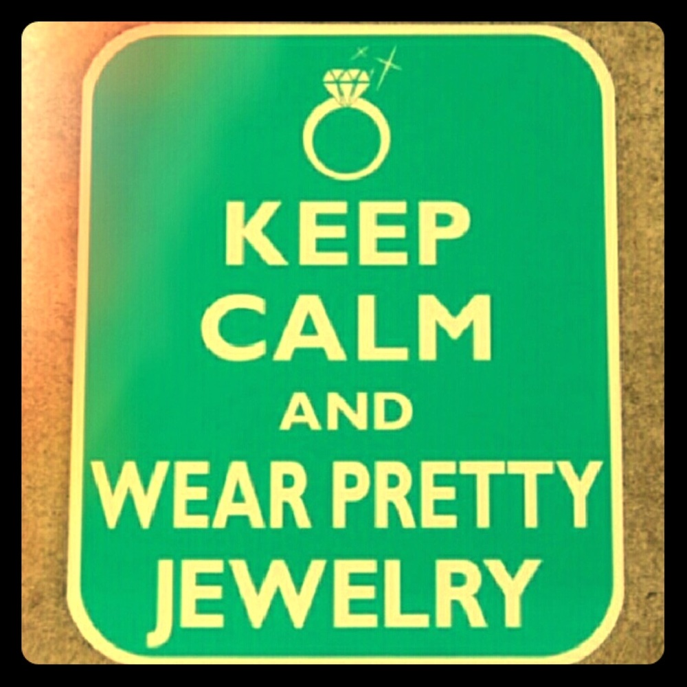 READ ME! I Have 1000's of items! ✌🏼💙😻💋