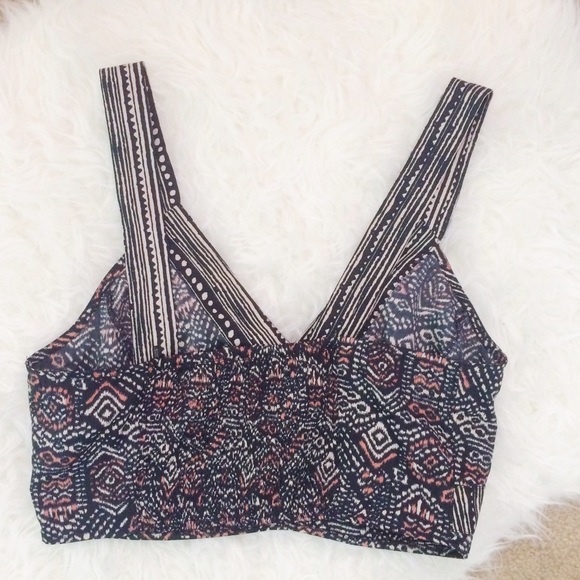 Urban Outfitters Printed Crop Top - Picture 3 of 4
