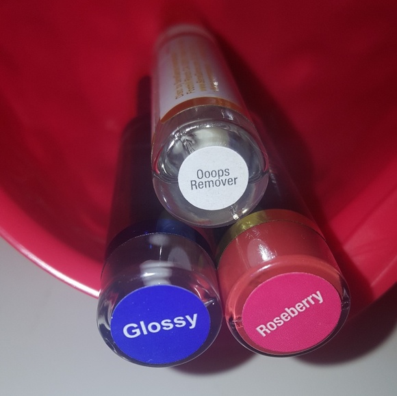 Lipsense Starter Kit - Picture 3 of 4