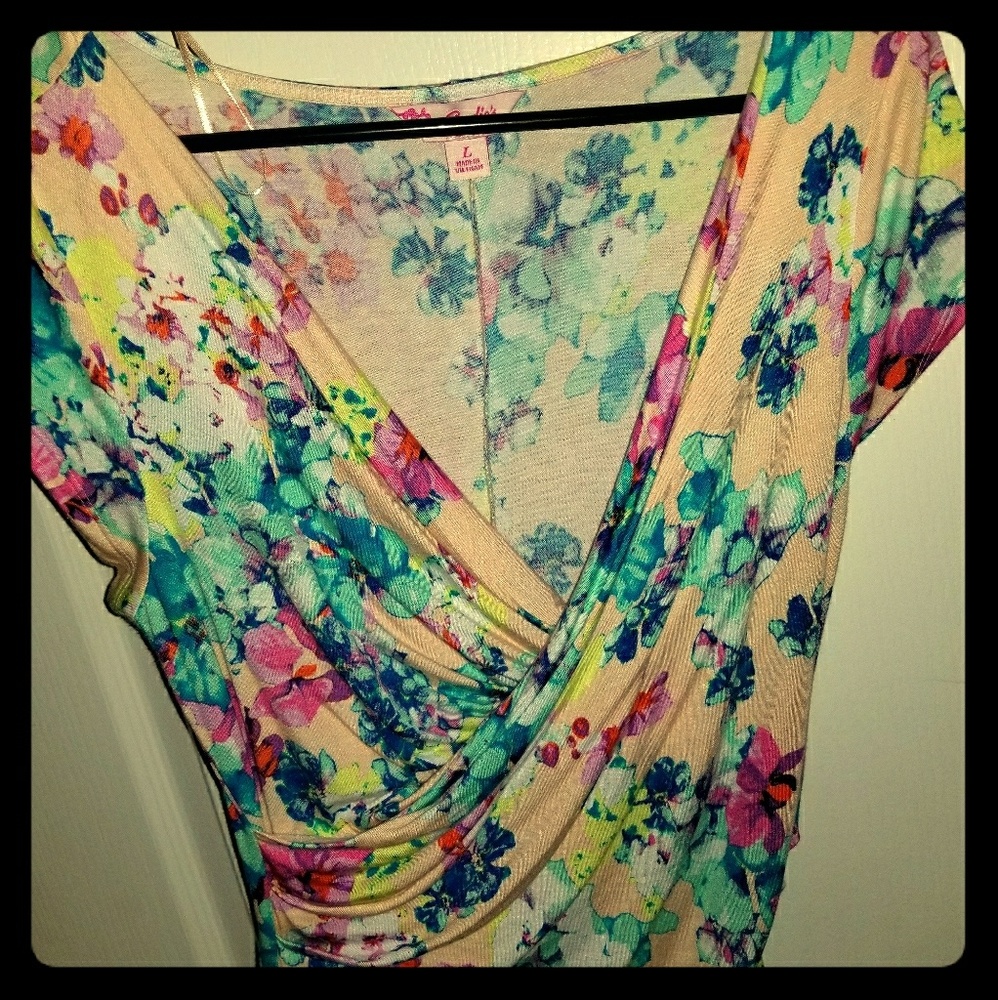 Candie's floral blouse