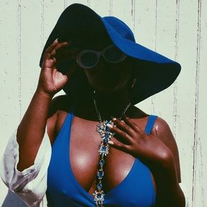 Royal blue floppy hat