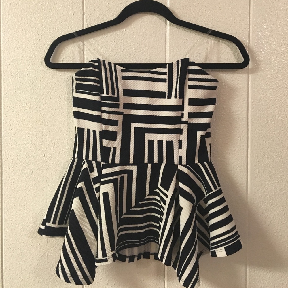 Asymmetric strapless