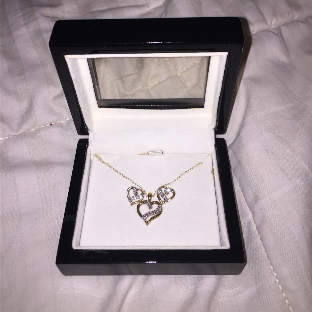 Gold necklace with matching earrings!