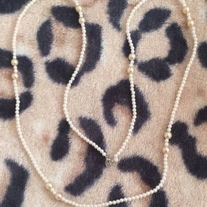 Pearly pearl necklace