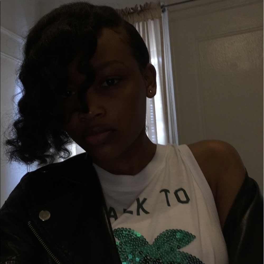 Meet your Posher, Zada