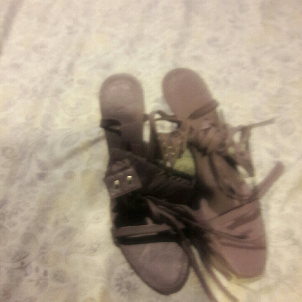 nwt Emporio armani light purple sandals