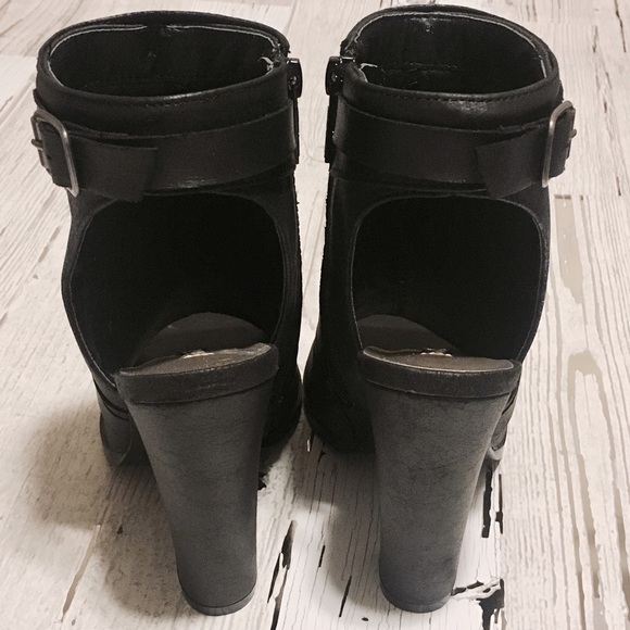 Michael Antonio ⚡️ Block Heel Sandal - Picture 3 of 4