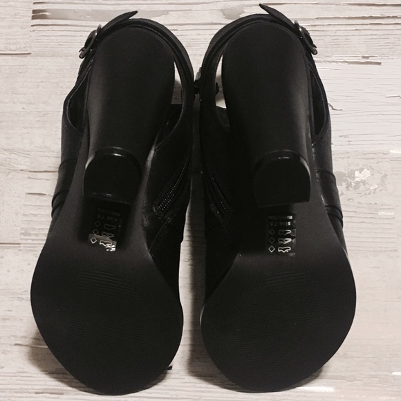 Michael Antonio ⚡️ Block Heel Sandal - Picture 4 of 4