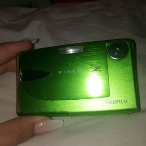 FinepixZ camera