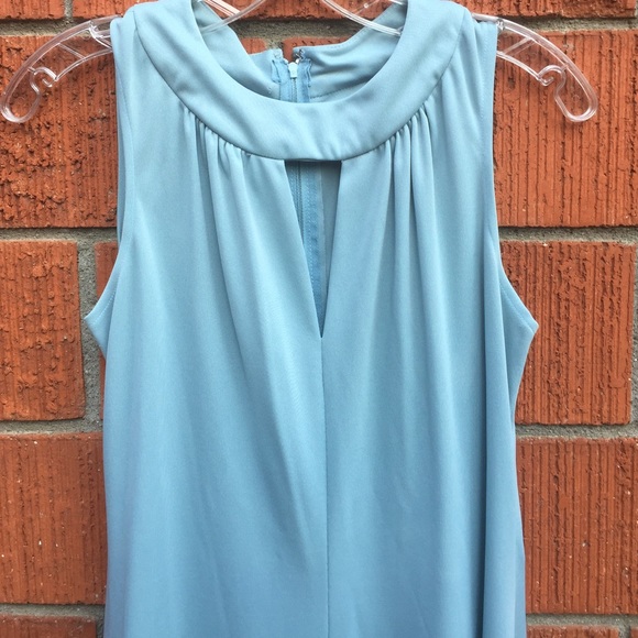 Long vintage dress.Runs small but stretch - Picture 2 of 5